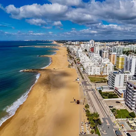 Stylish Algarve With Spacious Terrace & Sea Views Apartment *
