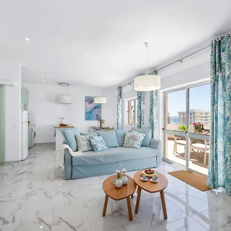 Apartment Stylish Algarve With Spacious Terrace & Sea Views *