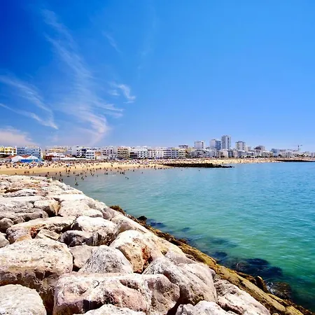 Apartment Stylish Algarve With Spacious Terrace & Sea Views Quarteira