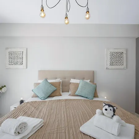 Stylish Algarve With Spacious Terrace & Sea Views Quarteira